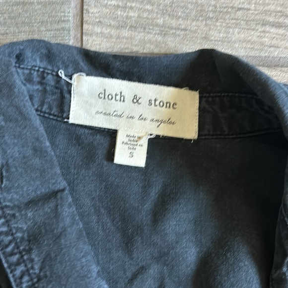 Cloth & stone button front shirt - Picture 3 of 5